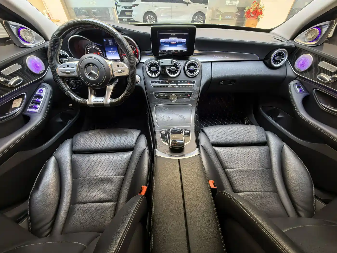 Mercedes-Benz C-Class 2015 Facelift C 200 L Sport фото 6