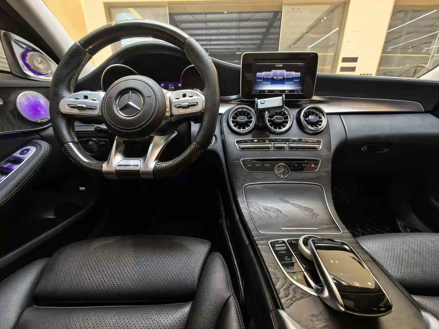 Mercedes-Benz C-Class 2015 Facelift C 200 L Sport фото 10