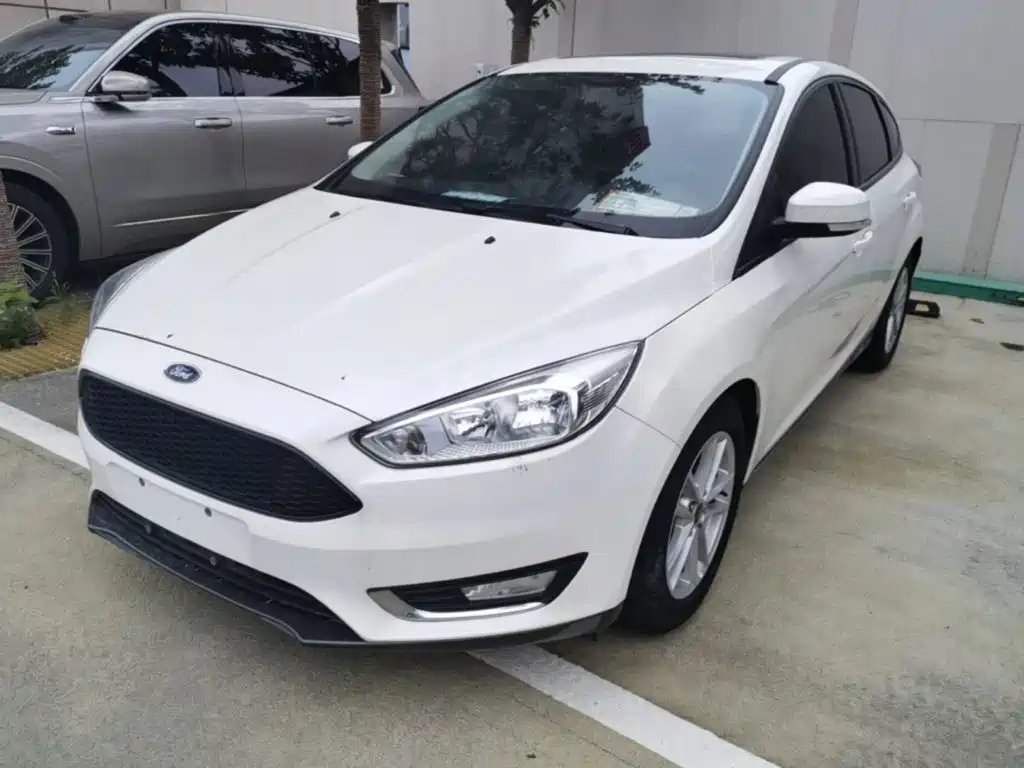Фото 1 - Ford Focus
