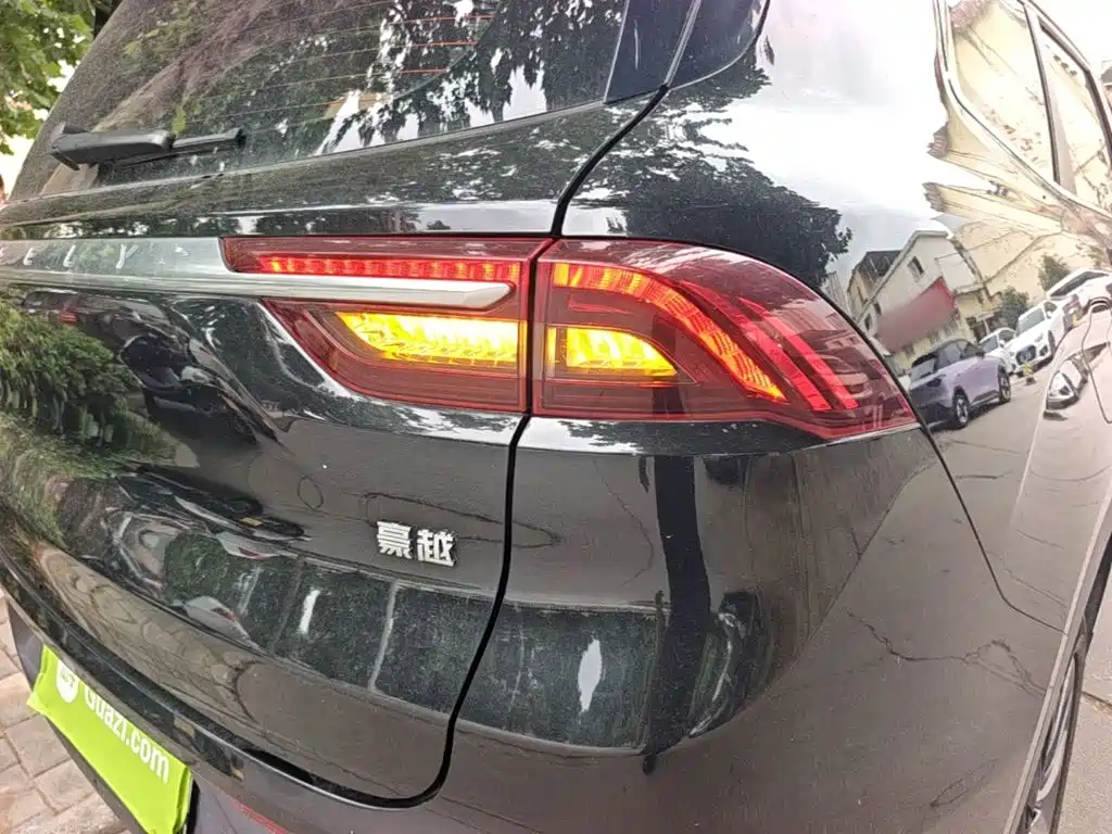 Geely Haoyue 2020 2020 1.8TD DCT Luxury 7-Seater