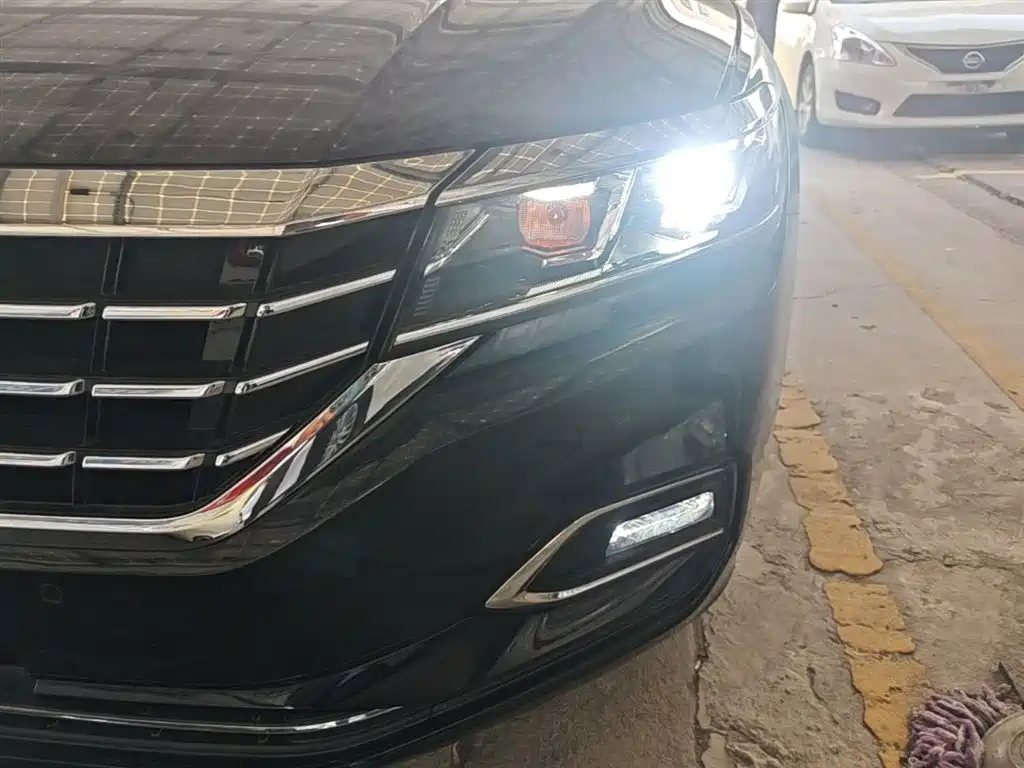 Volkswagen Passat 2019 330TSI Elite (China V) фото 24