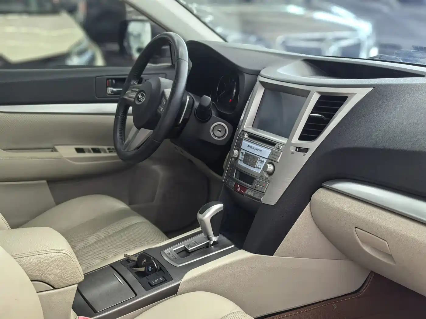 Subaru Legacy 2010 2010 Model 2.0i Luxury