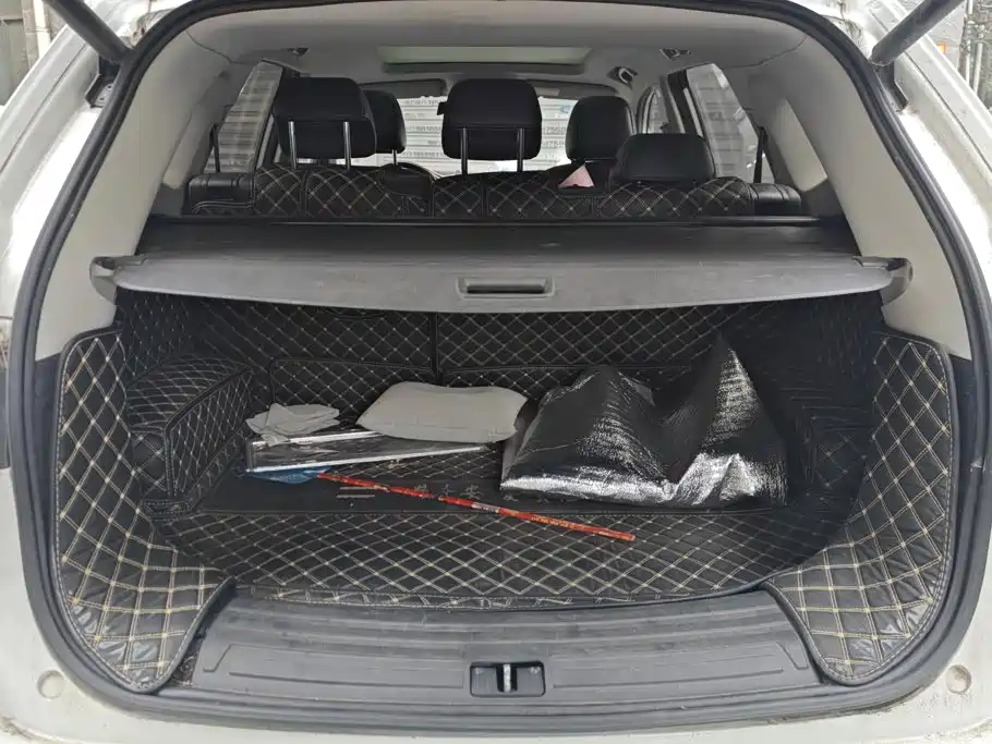Фото 4 - Roewe RX5