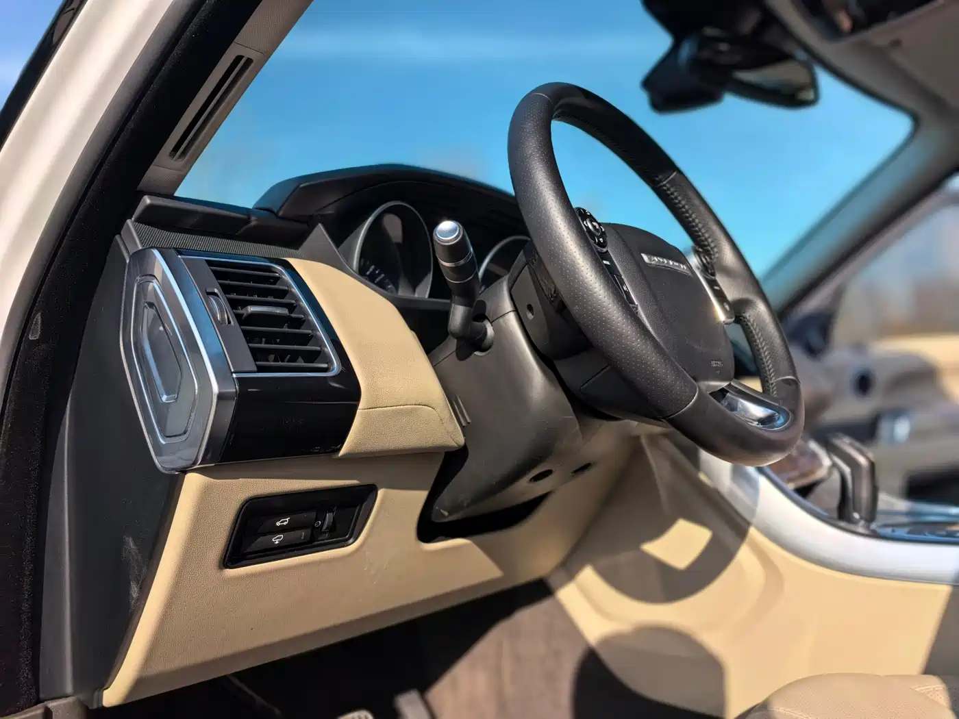 Land Rover Range Rover Sport 2014 3.0 SC V6 HSE фото 20