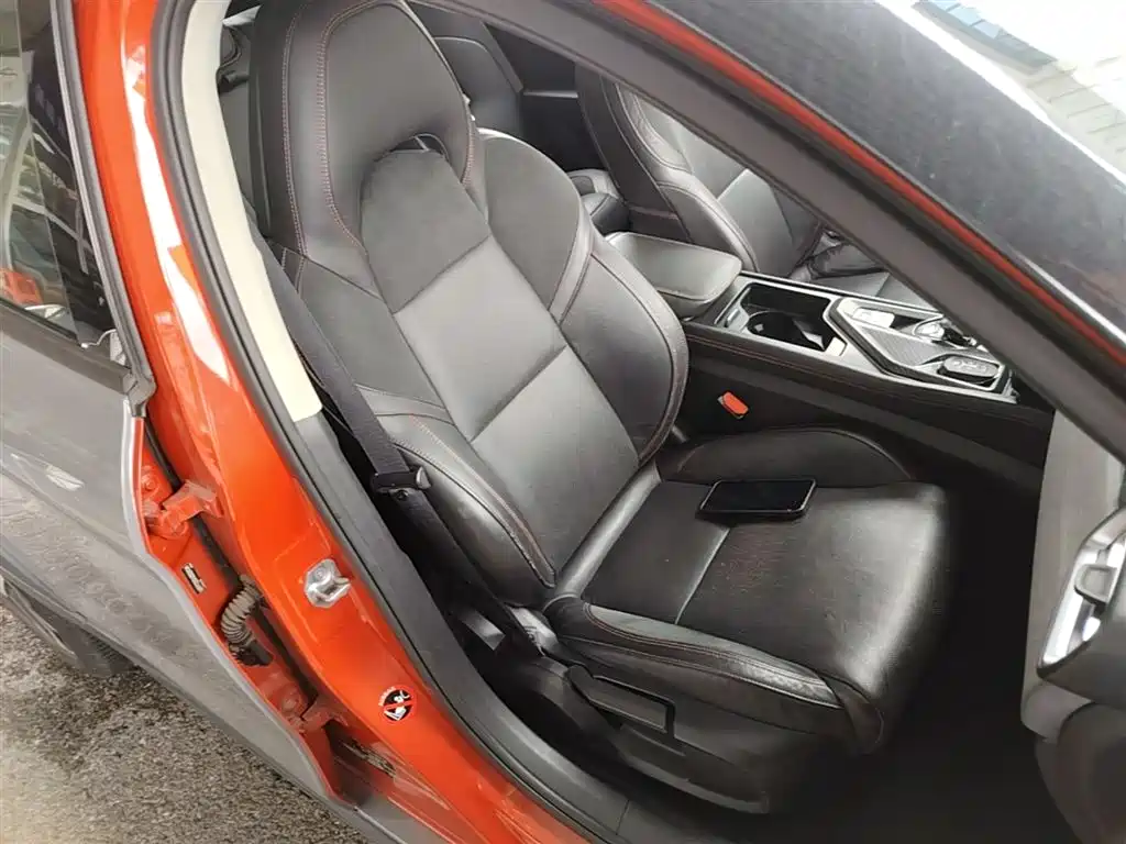 Lynk & Co 02 2018 1.5T DCT 2WD Power Edition China V фото 25