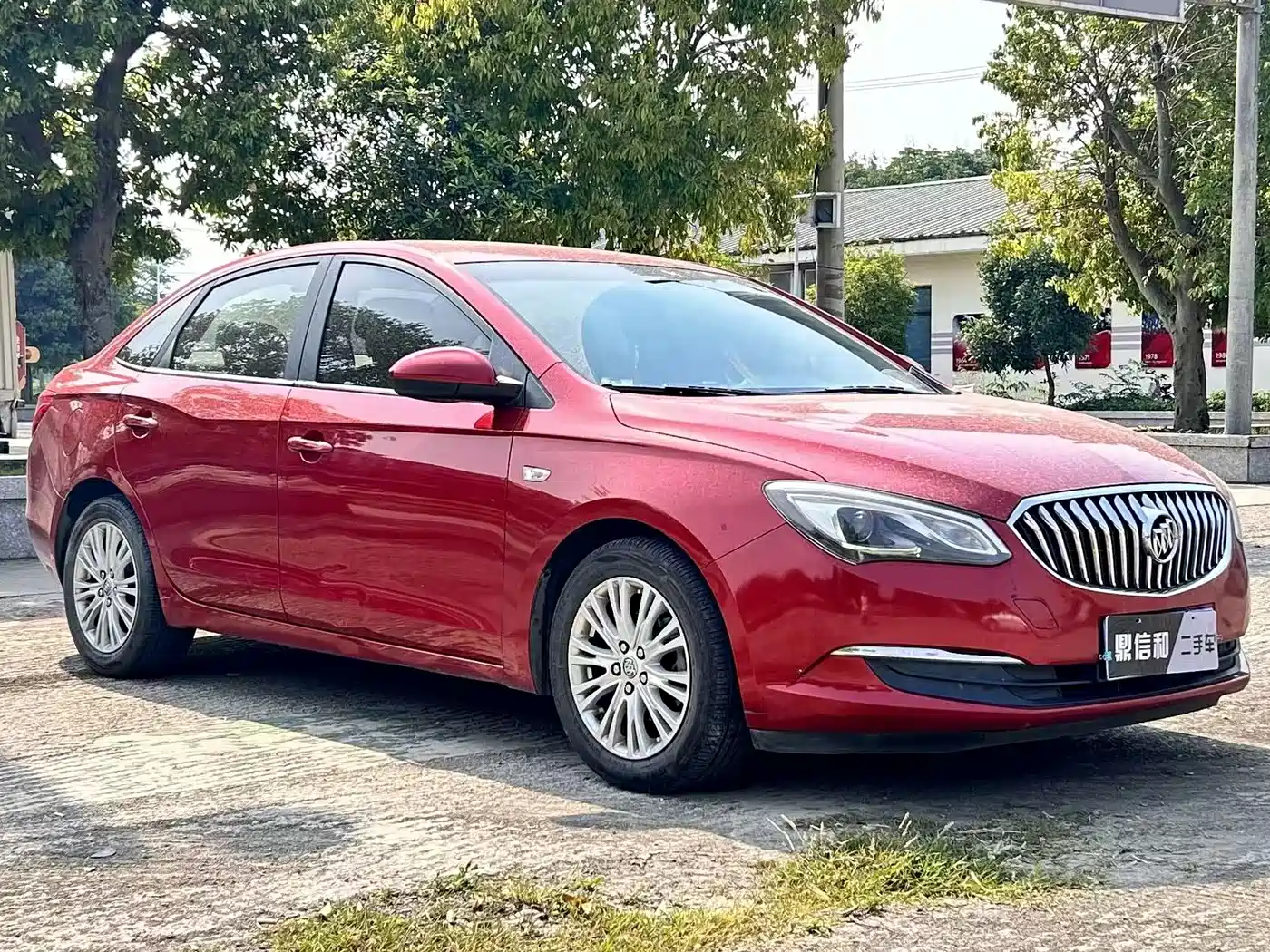 Buick Excelle 2017 15N Automatic Elite фото 2