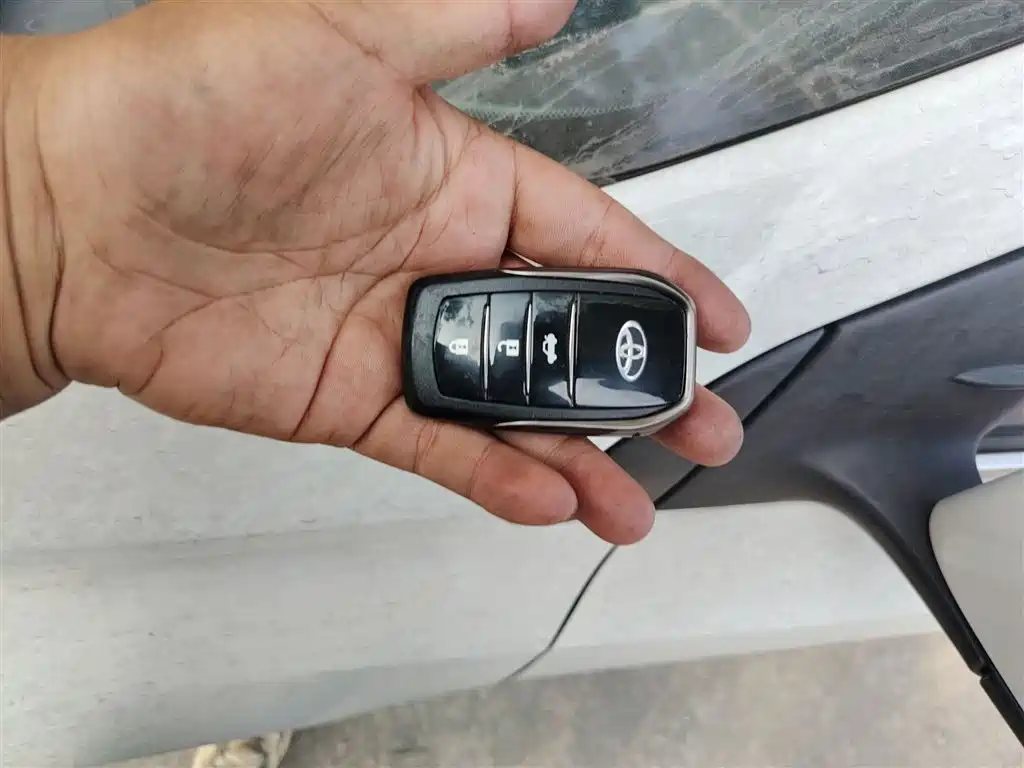Toyota Corolla 2017 1.2T CVT GL фото 12