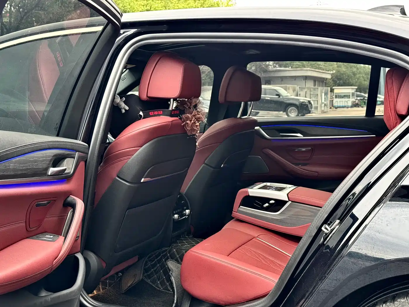 BMW 5 Series 2022 530Li Exclusive M Sport Package фото 10