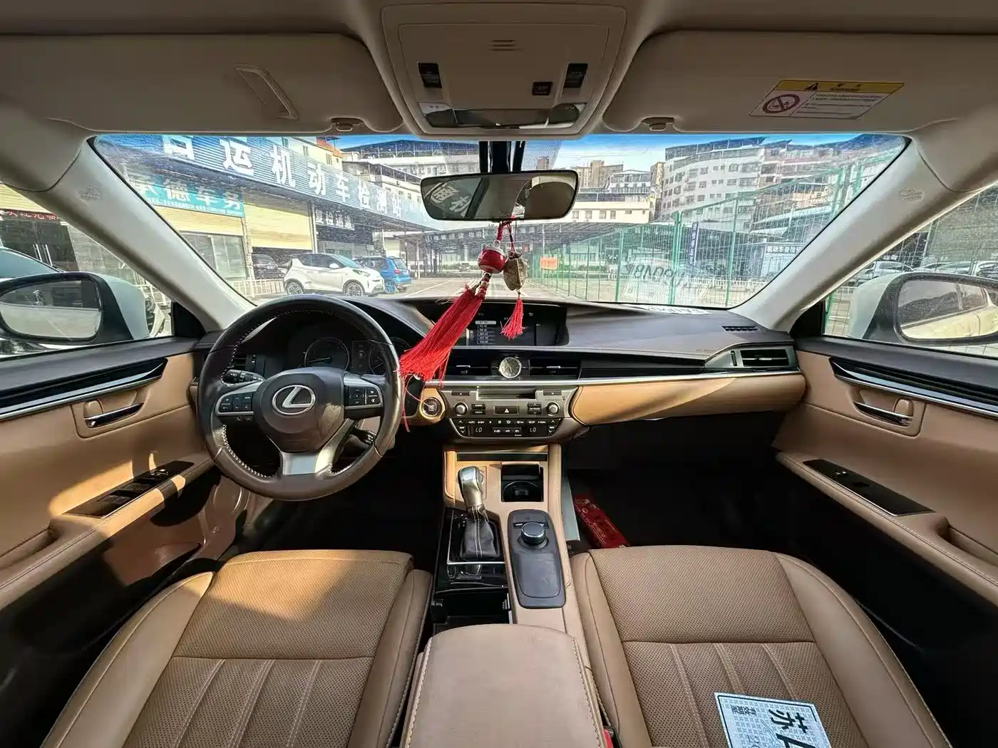 Lexus ES 2015 200 Elite Edition фото 4