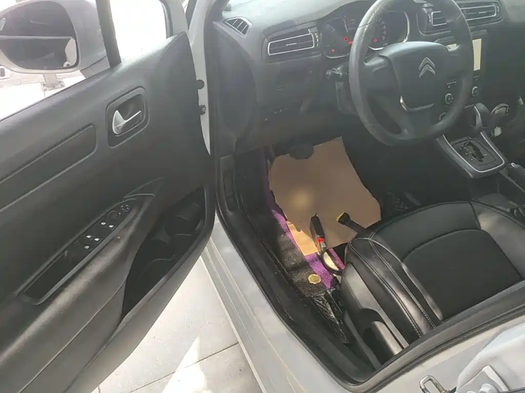 Citroën C4 C-Quatre 2016 2016 1.6L Automatic Comfort