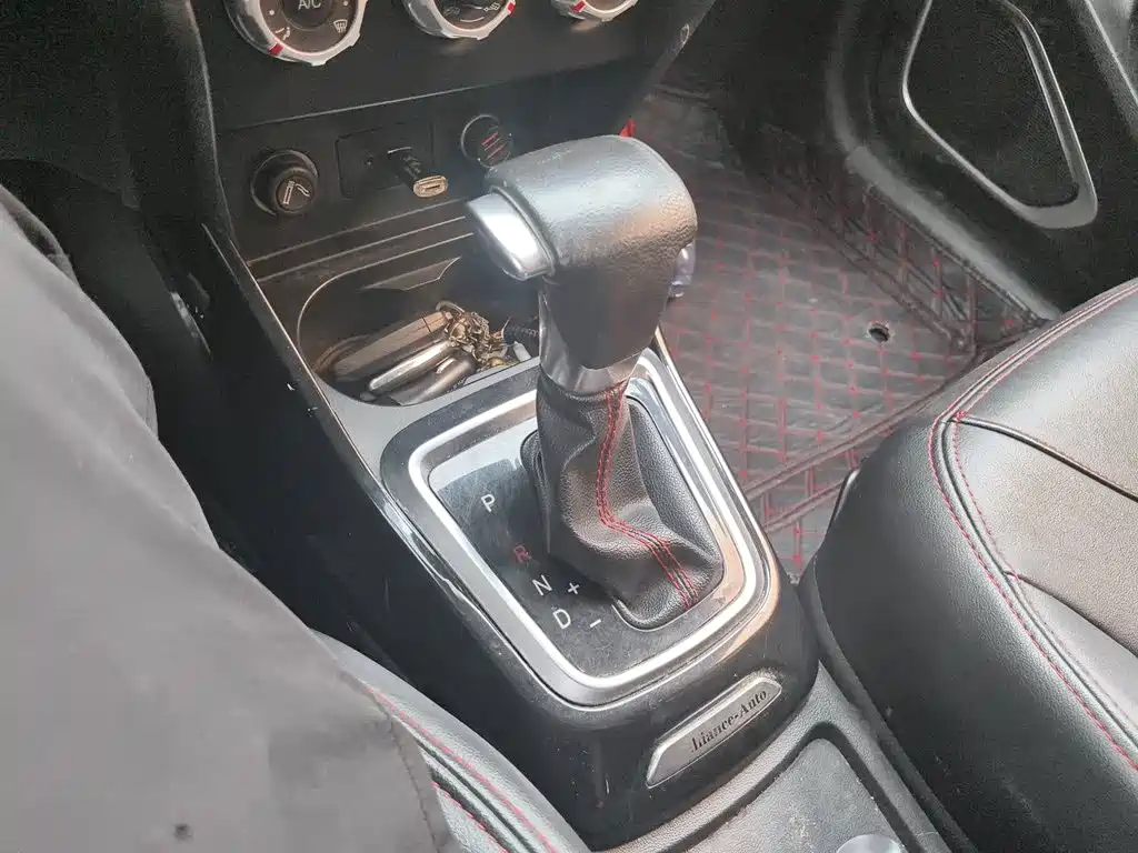 Zhonghua V3 2016 2016 1.5L Automatic Smart