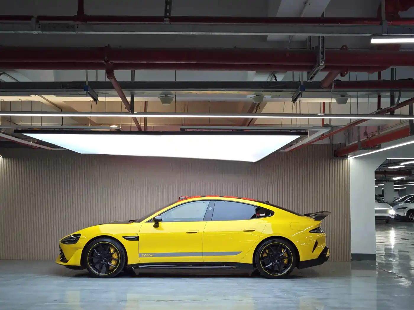 XIAOMI CAR XIAOMI SU7 ULTRA