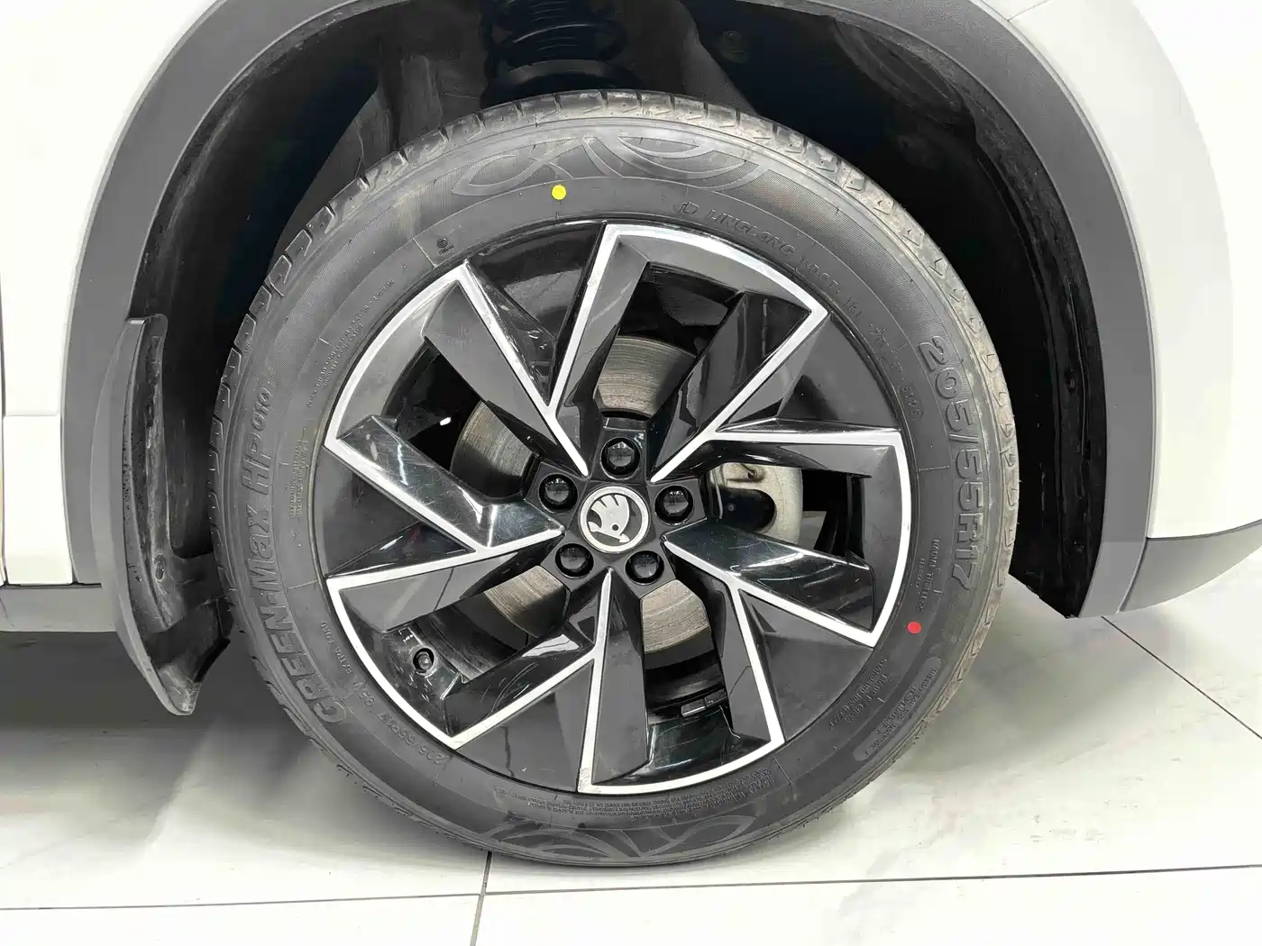 Škoda Kamiq 2022 GT 1.5L Automatic Ultimate Edition фото 12