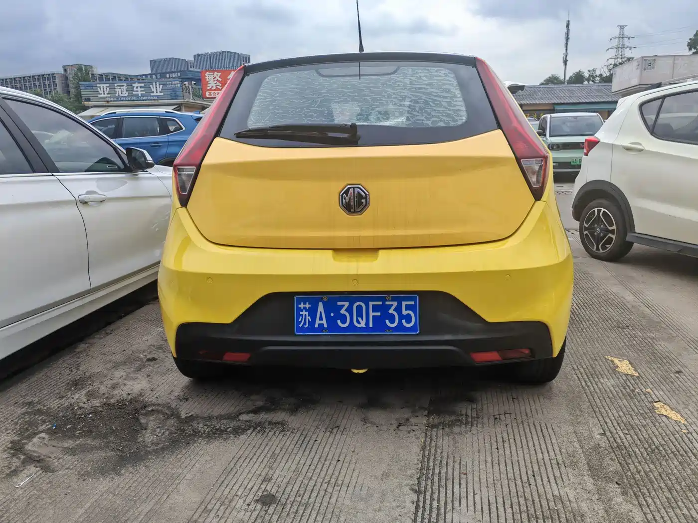 2018 MG 3