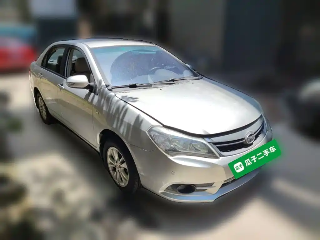 BYD F3 2015 2015 Energy-saving Edition 1.5L Automatic Luxury