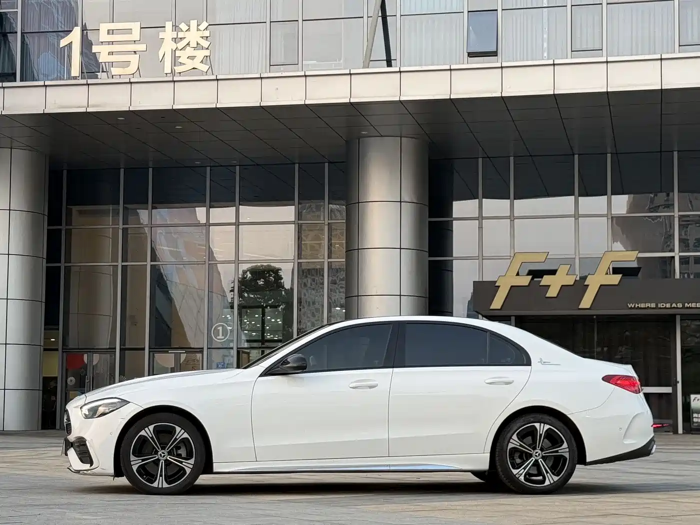 Mercedes-Benz C-Class 2022 C 260 L Night Sport Edition фото 14