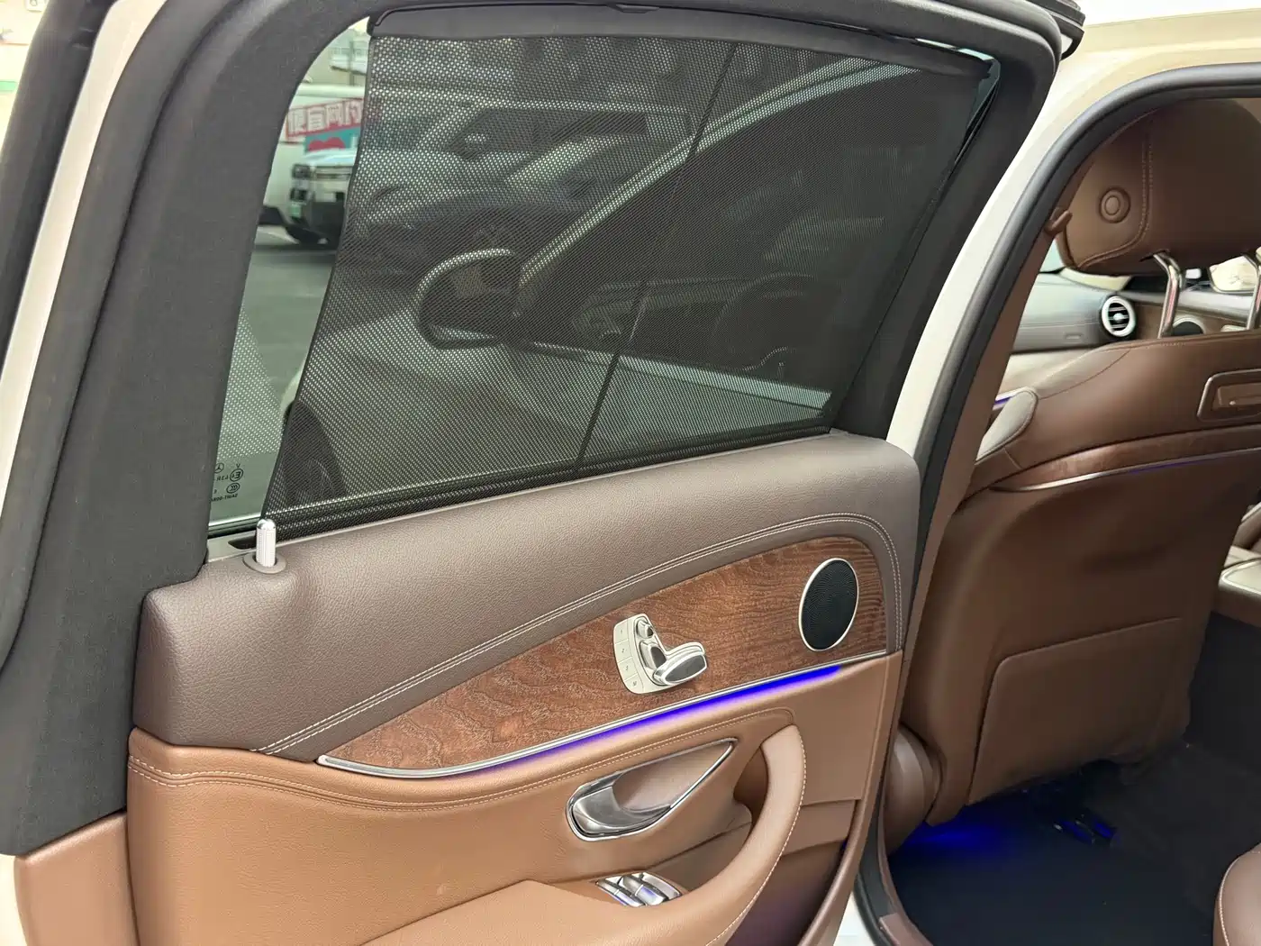 Mercedes-Benz E-Class 2019 E 300 L Luxury фото 9