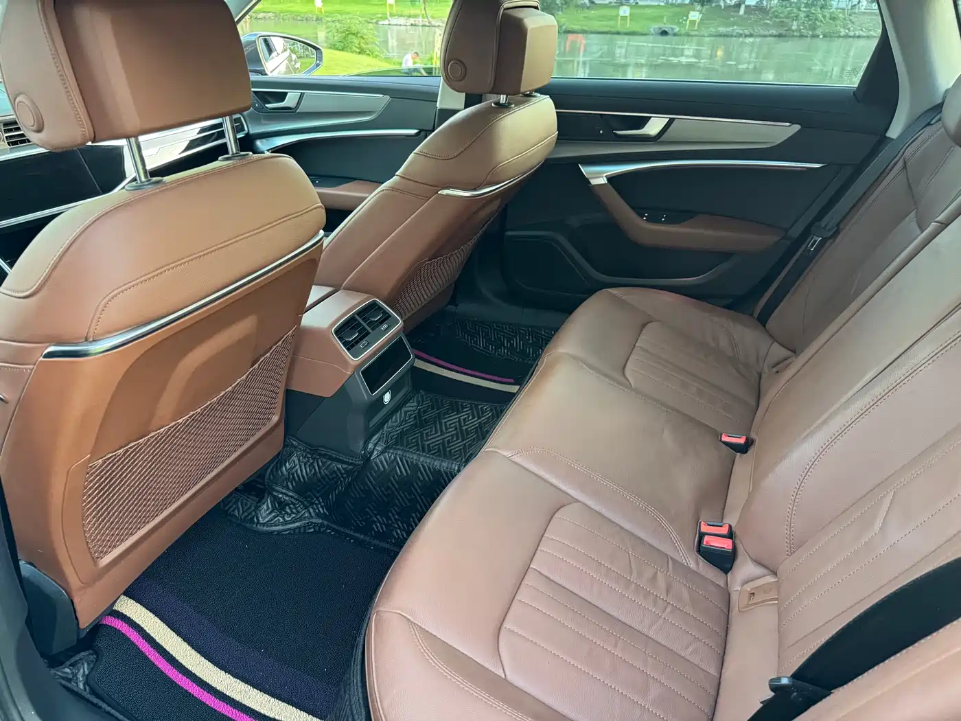 Audi A6L 2021 45 TFSI quattro Exclusive Sport фото 6