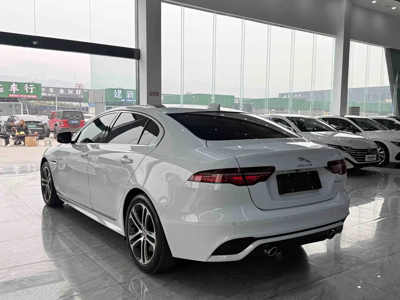 Jaguar XEL 2024 2024 Model 2.0T 250PS R-DYNAMIC S Progressive Sport Edition