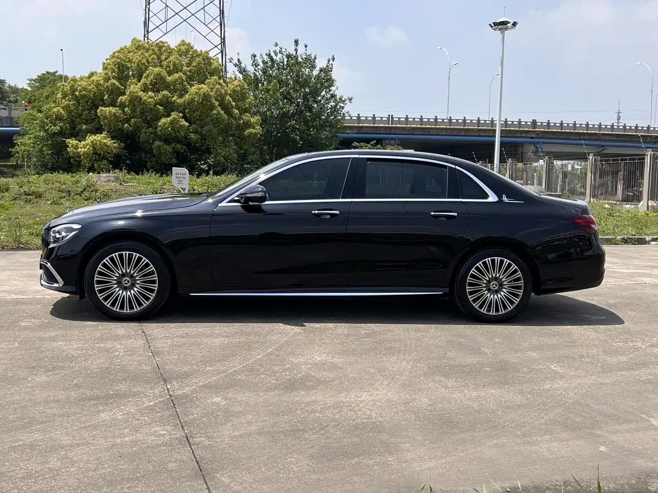 Mercedes-Benz E-Class 2021 E 300 L Fashion фото 7