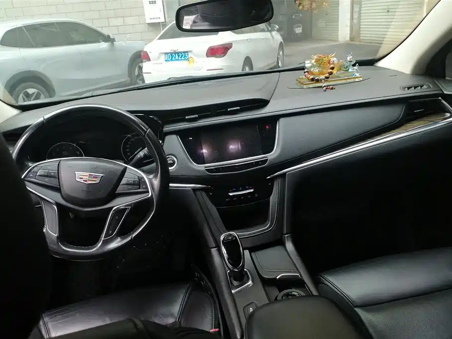 Cadillac XT5 2018 25T Luxury фото 12