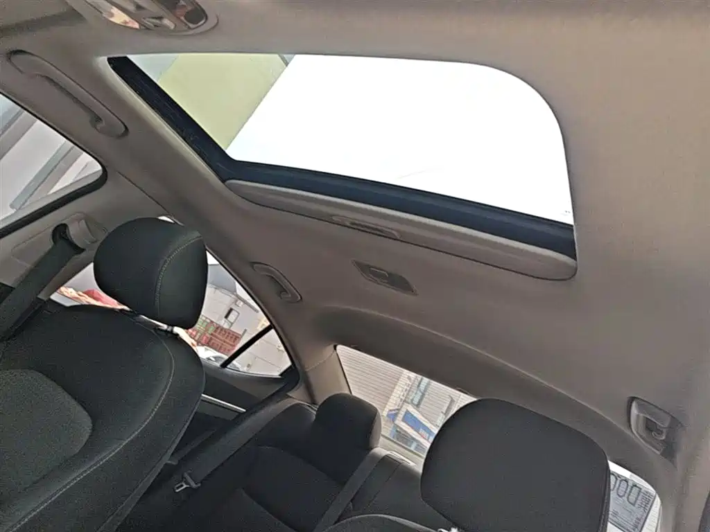 Hyundai Elantra 2016 Model 1.6L Automatic Smart Elite фото 18