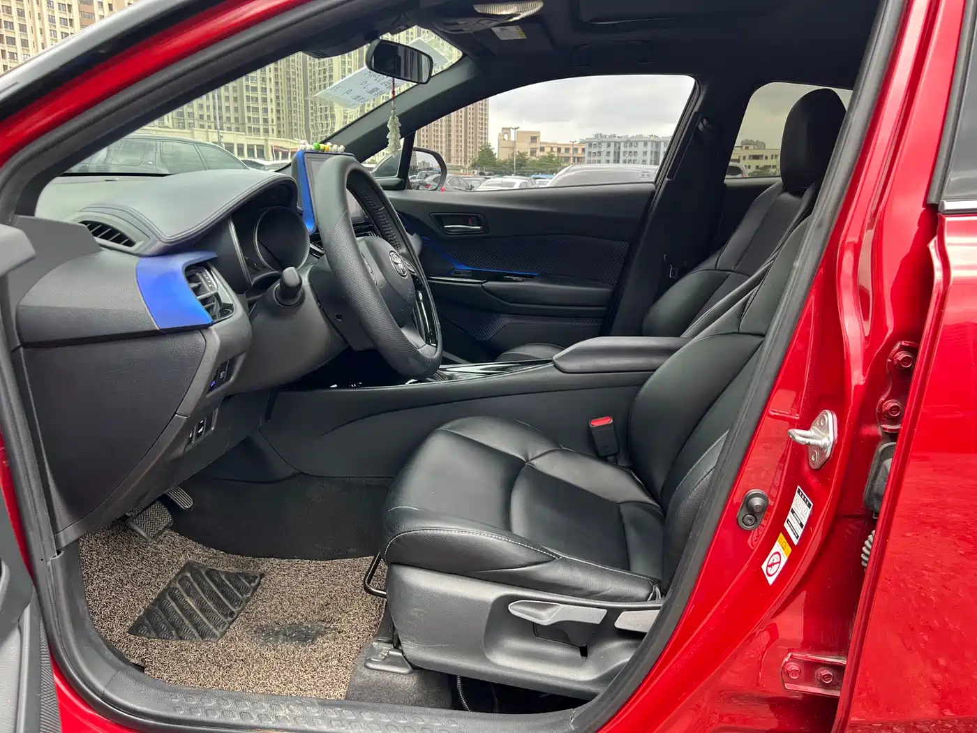 Toyota C-HR 2018 Model 2.0L Luxury Sunroof Version China V фото 10
