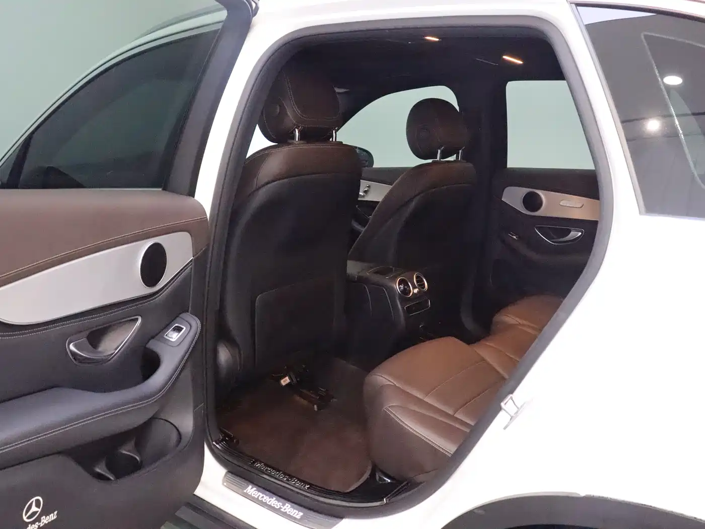 Mercedes-Benz GLC 2020 Facelift GLC 260 L 4MATIC Dynamic фото 14