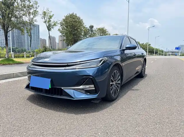 Geely Galaxy Galaxy A7 2025 EM-i 150km Explorer+ Edition