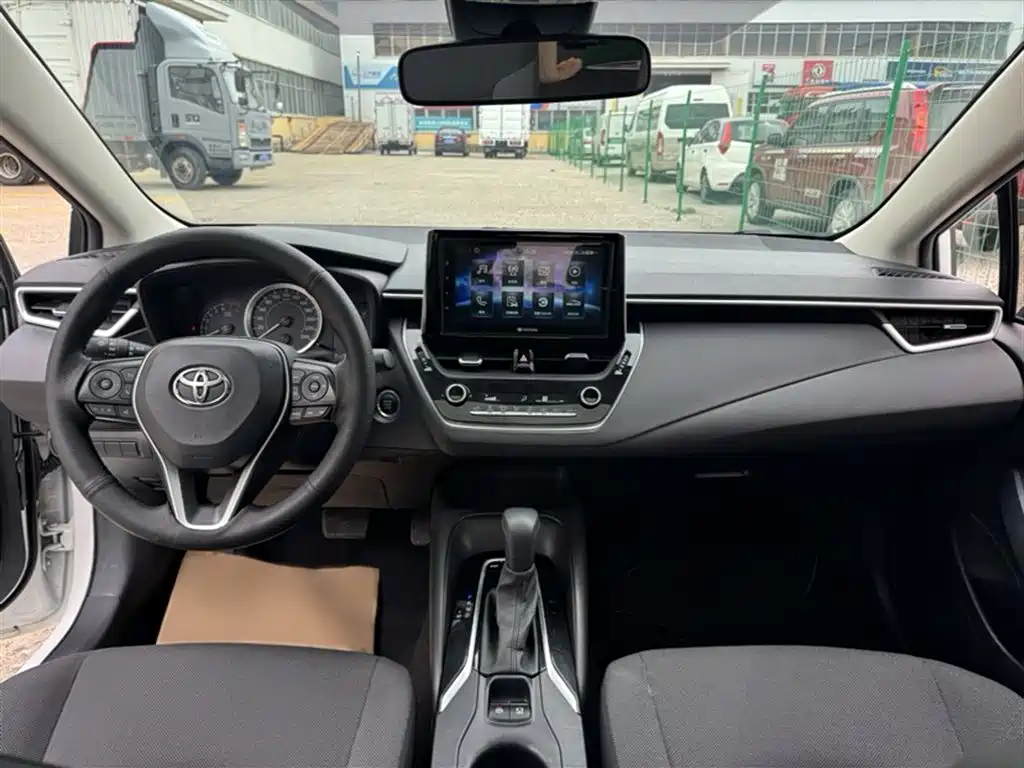 Toyota Corolla 2019 1.2T S-CVT GL-i Elite Edition фото 14