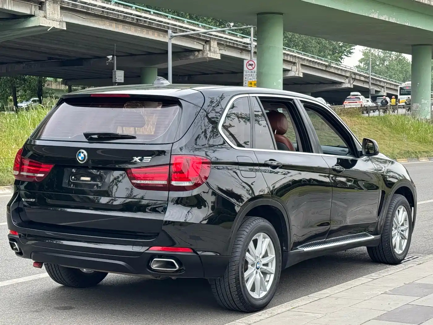 BMW X5 (Import) 2017 xDrive35i Elegance фото 18