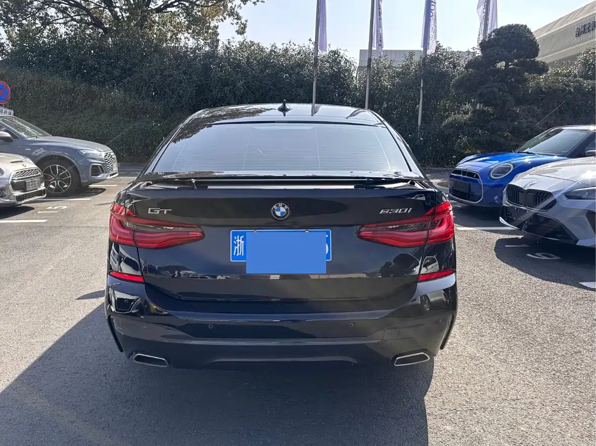 BMW 6 Series GT 2022 Model 630i M Sport Package фото 12