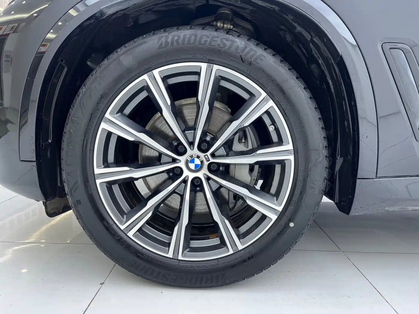 BMW X5 (Import) 2021 xDrive40i M Sport Package фото 6
