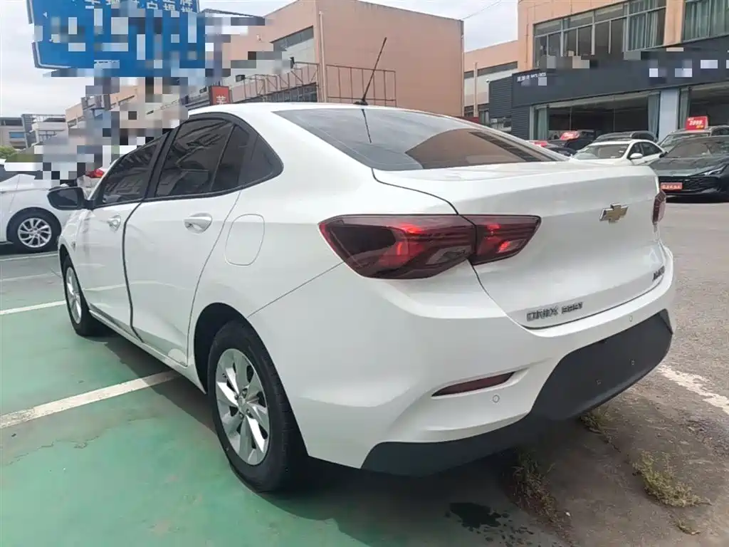 Chevrolet Cavalier 2022 325T Auto Delight Edition фото 5
