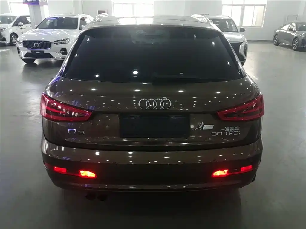 Audi Q3 2015 30 TFSI Comfort фото 6