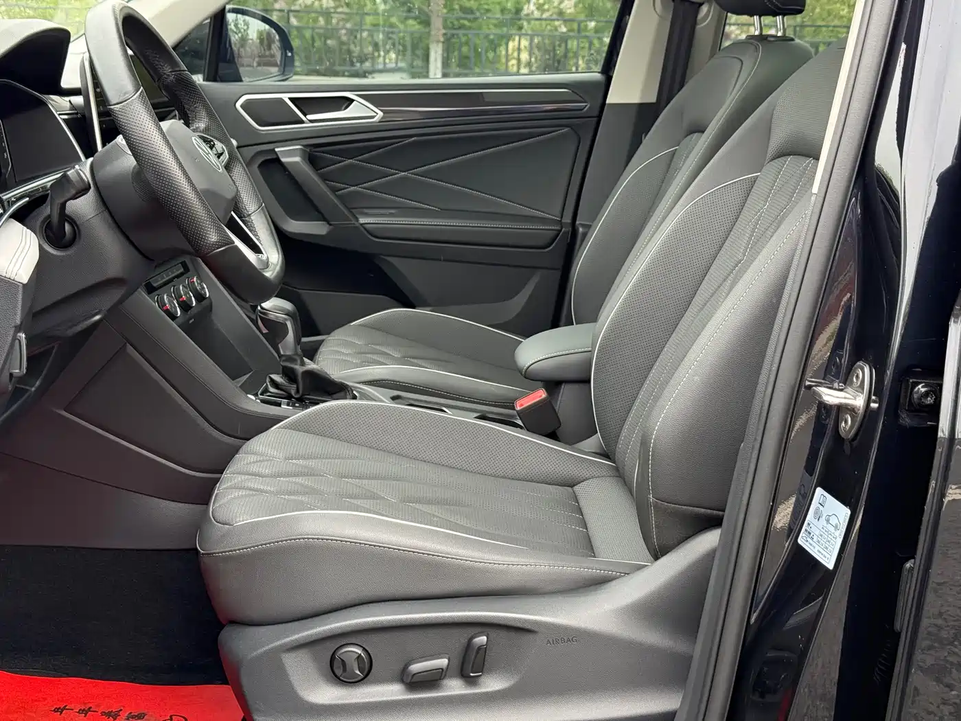 Volkswagen Tiguan L 2023 280TSI 2WD Trend Limited Edition фото 6