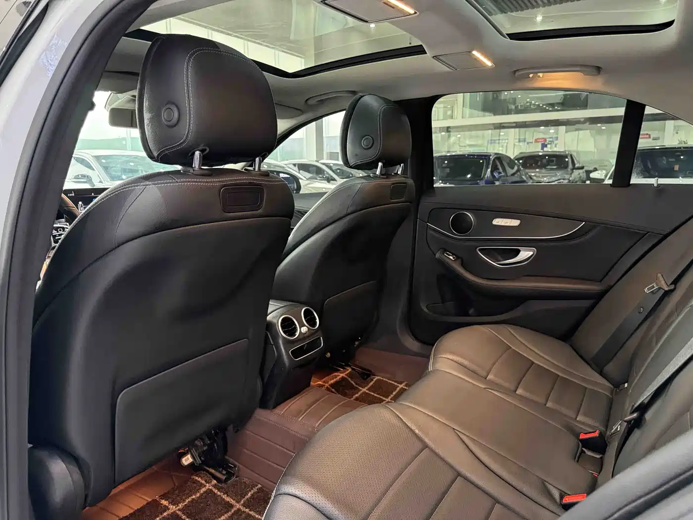 Mercedes-Benz C-Class 2019 C 260 L Sport фото 10