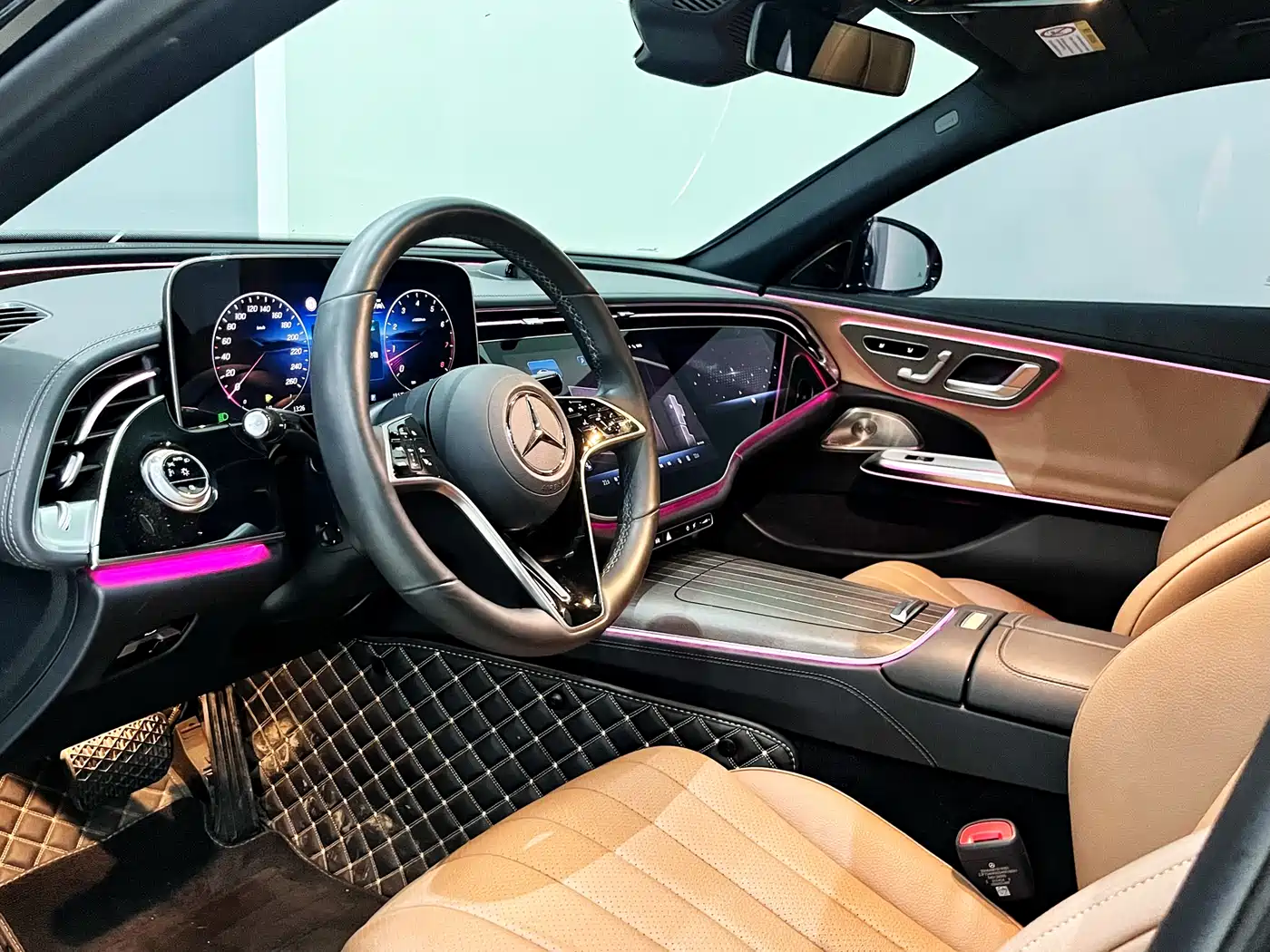 Mercedes-Benz E-Class 2024 Model E 300 L Luxury фото 13