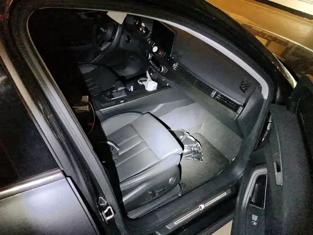 Audi A4L 2020 40 TFSI Fashion Dynamic Edition фото 22