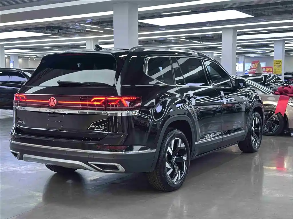 VOLKSWAGEN TOURANG