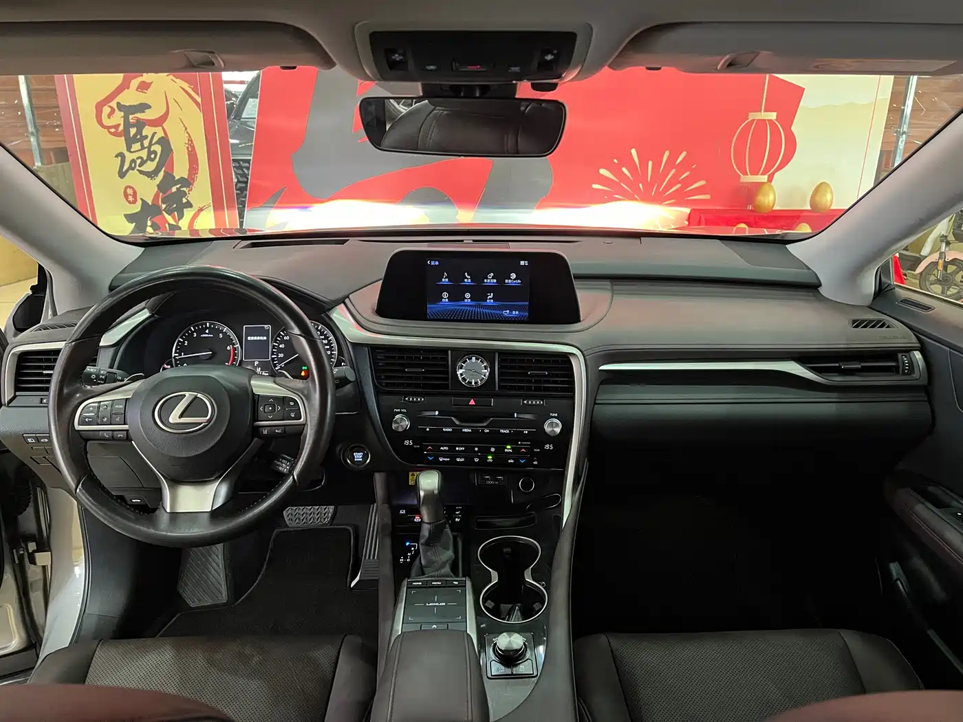 Lexus RX 2020 Facelift 300 AWD Elegance Edition фото 11