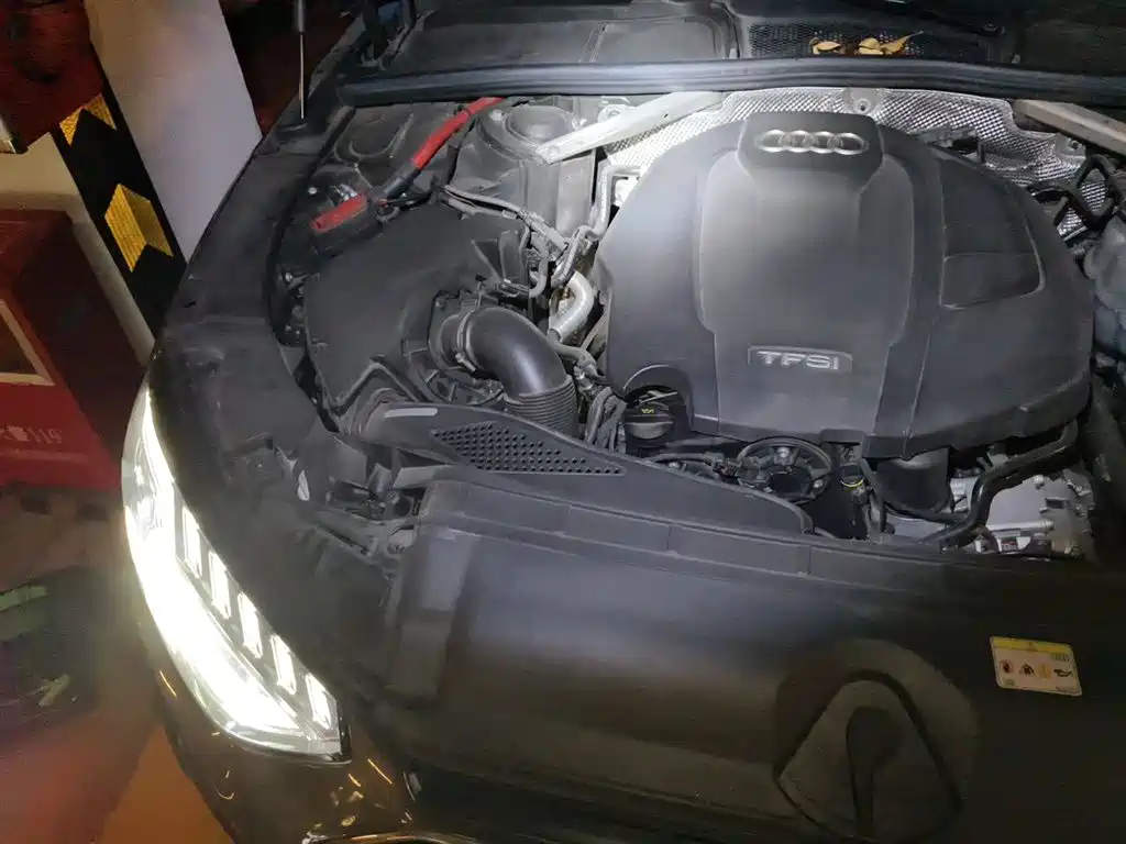 Audi A4L 2020 40 TFSI Fashion Dynamic Edition фото 23