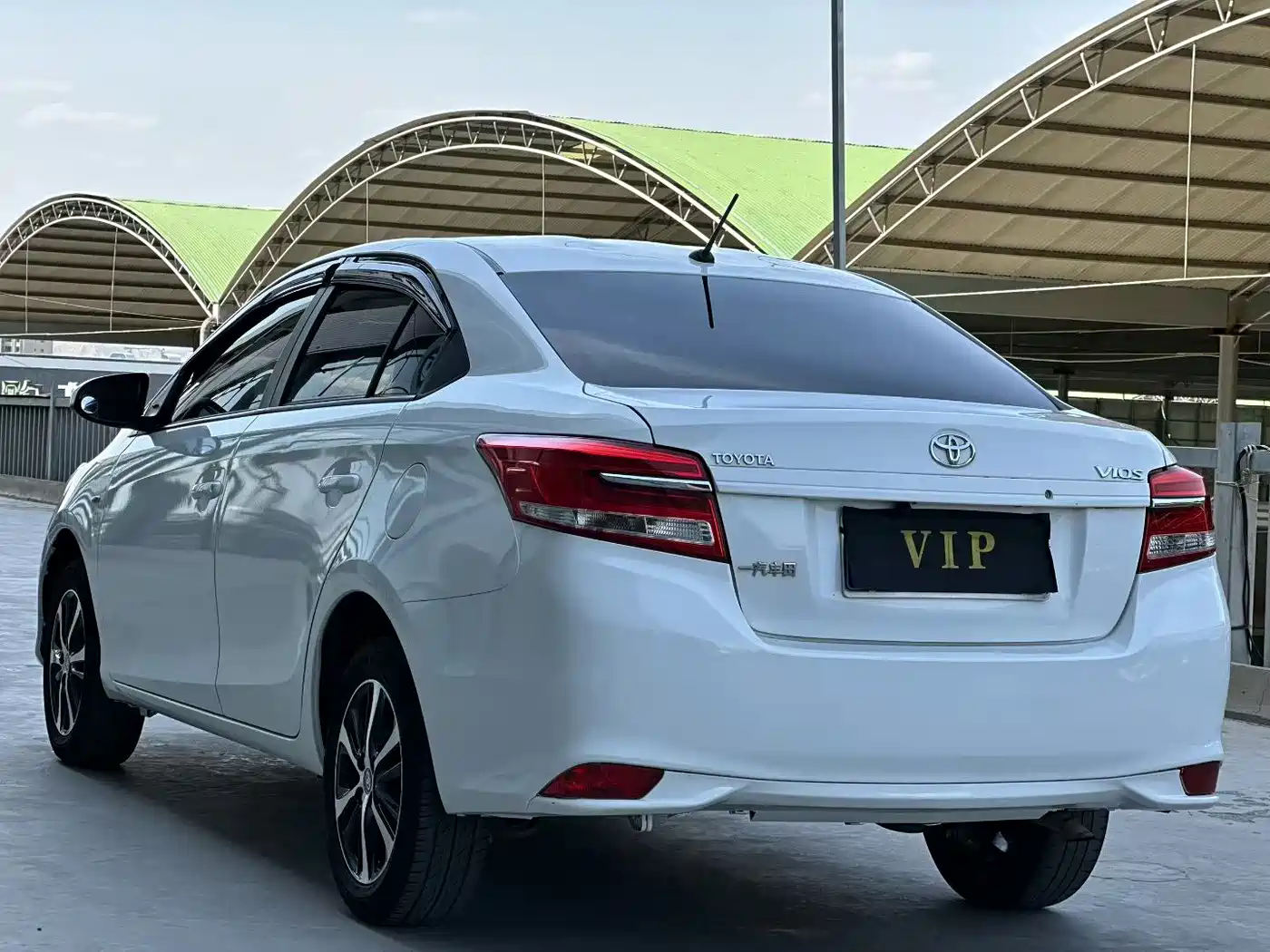 Toyota Vios 2017 1.5L CVT Pioneer фото 4