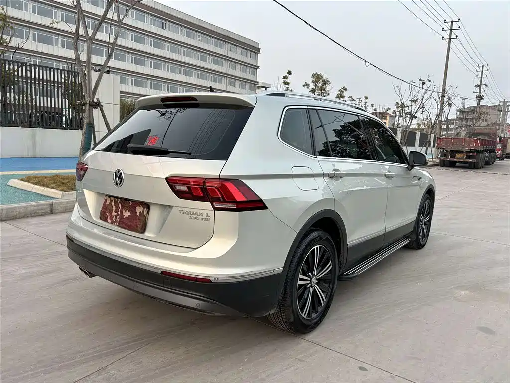 Volkswagen Tiguan L 2020 330TSI Auto 2WD Panorama Comfort China VI фото 9