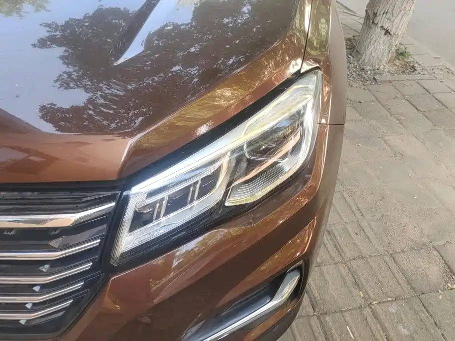 Фото 5 - Changan CS75