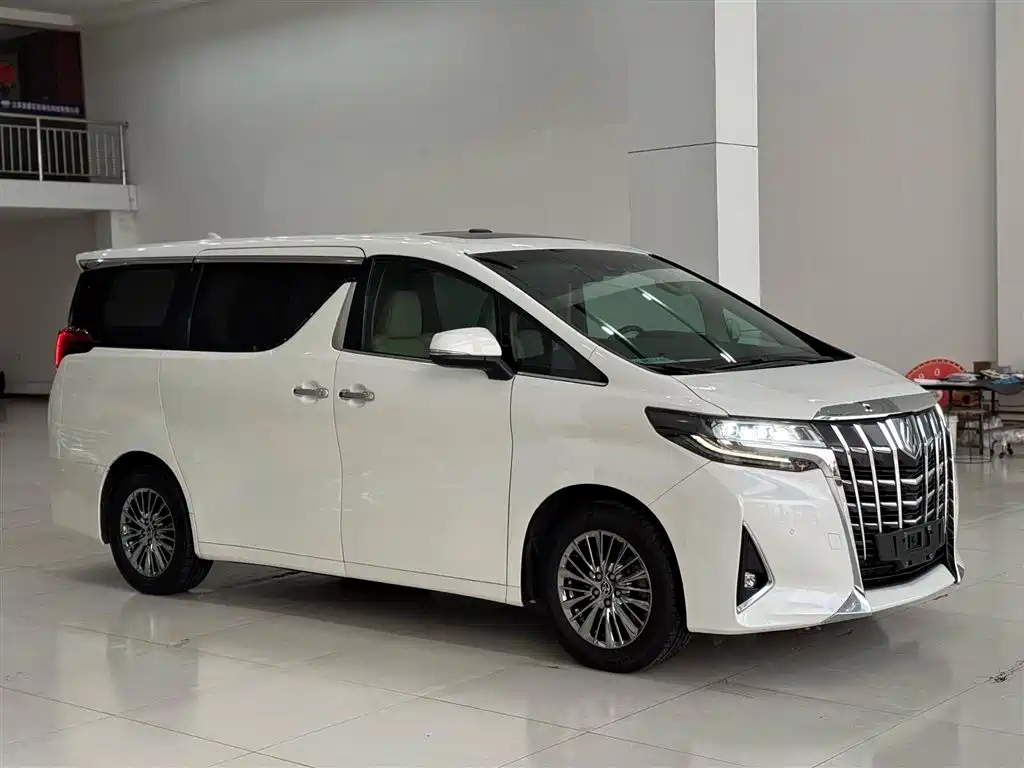 Toyota Alphard 2020 Hybrid 2.5L Luxury Edition фото 3