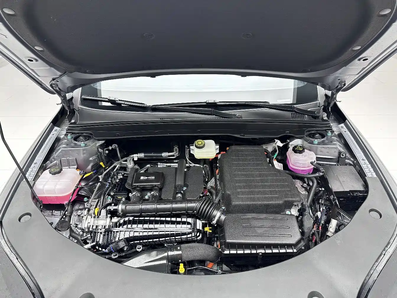 BYD Qin PLUS 2026 DM-i Smart Edition 128KM Progressive фото 17