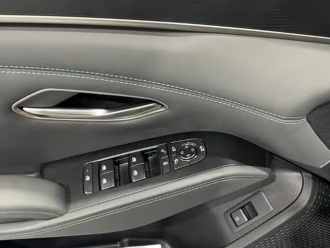 BYD Qin L 2025 DM-i Smart Drive Edition 120KM Surpassing фото 10