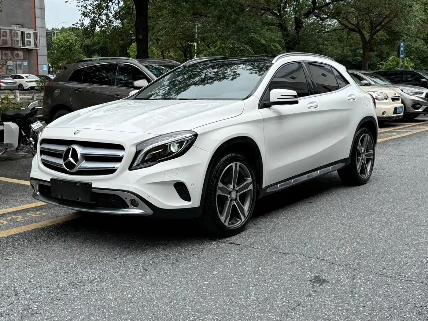 Mercedes-Benz GLA 2016 GLA 220 4MATIC Luxury