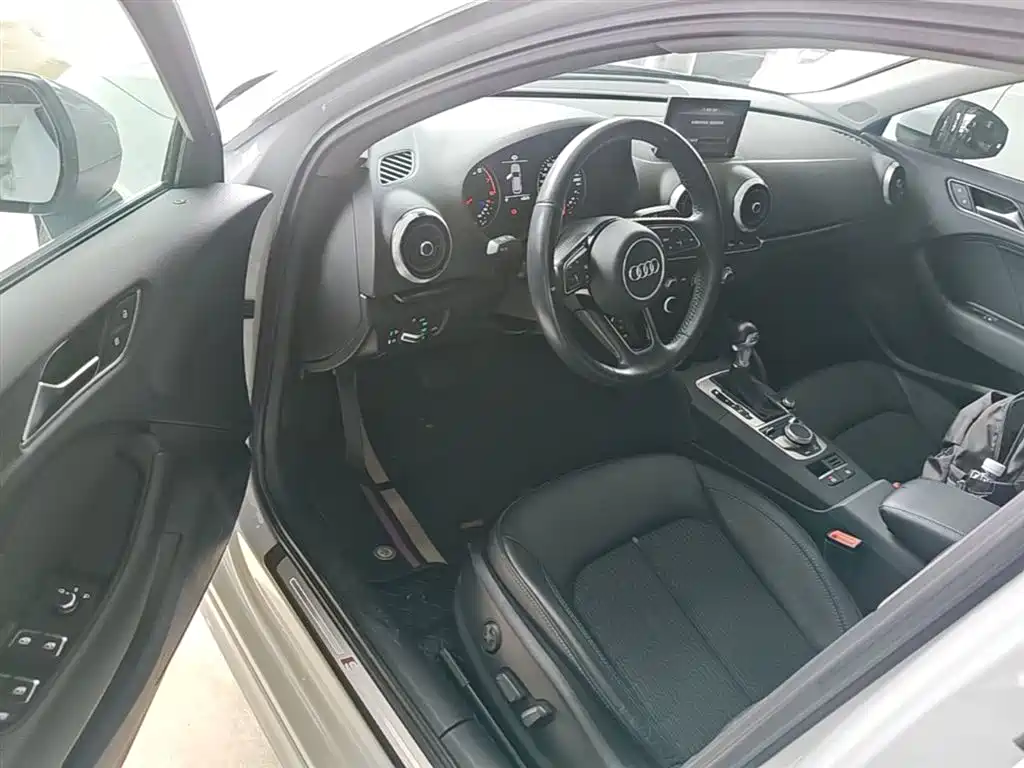 Audi A3 2019 Sportback 35 TFSI Fashion China V фото 16